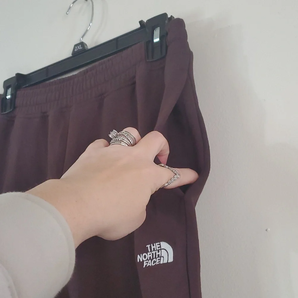 The North Face Half Dome Sweatpants Size Small Mens Brown 